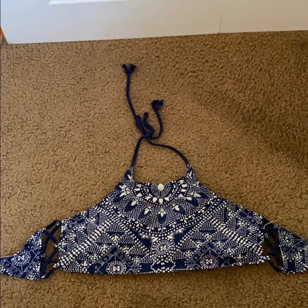 bikini top